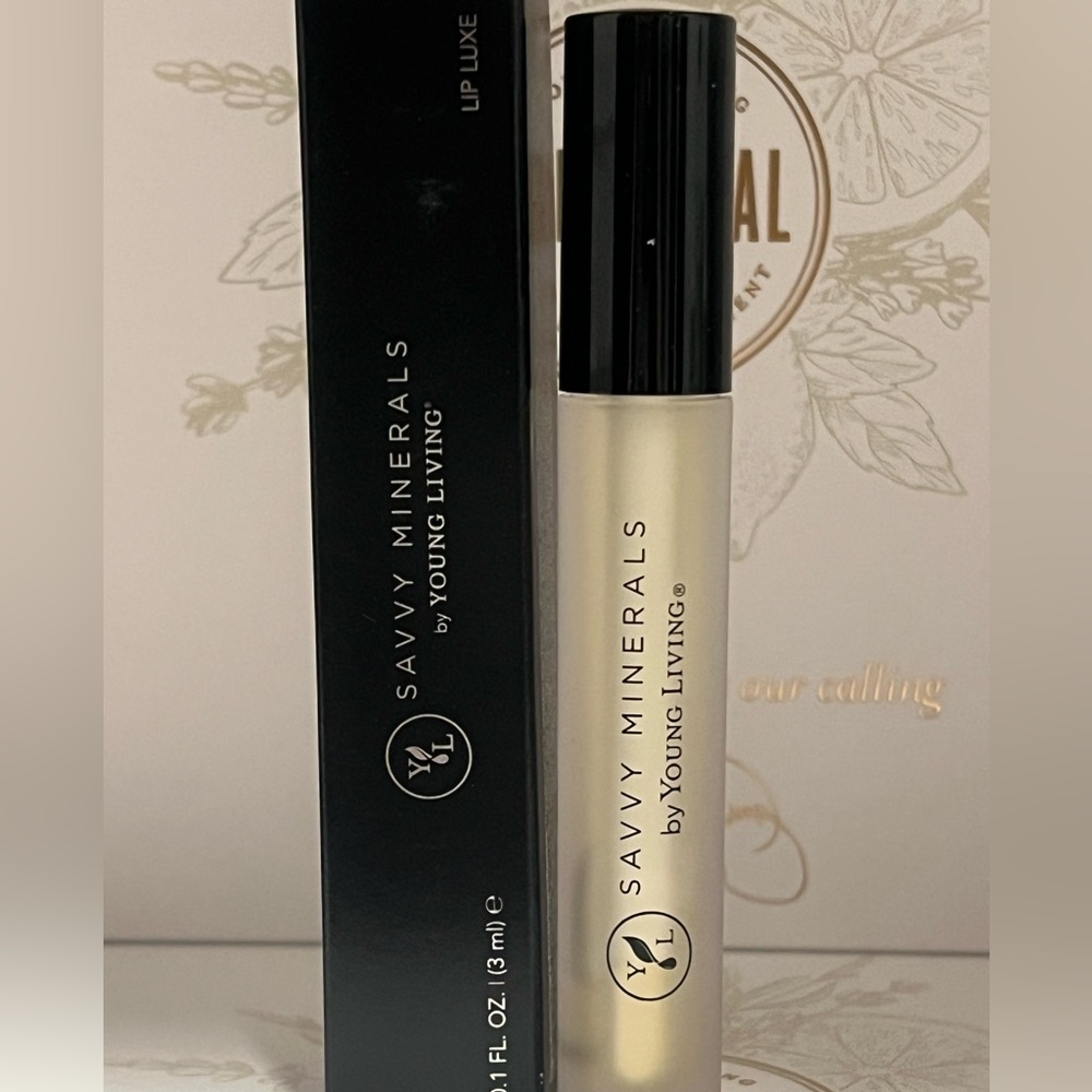 Young Living Savvy Minerals Lip Luxe -